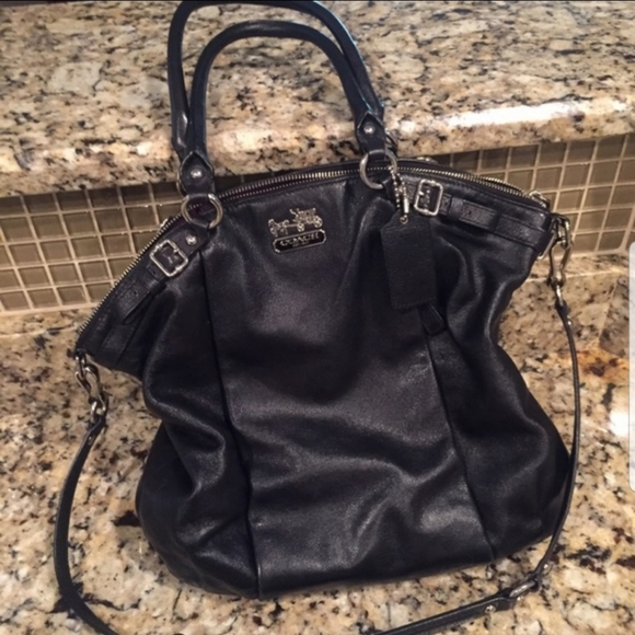 Coach Handbags - Coach Madison Lindsey